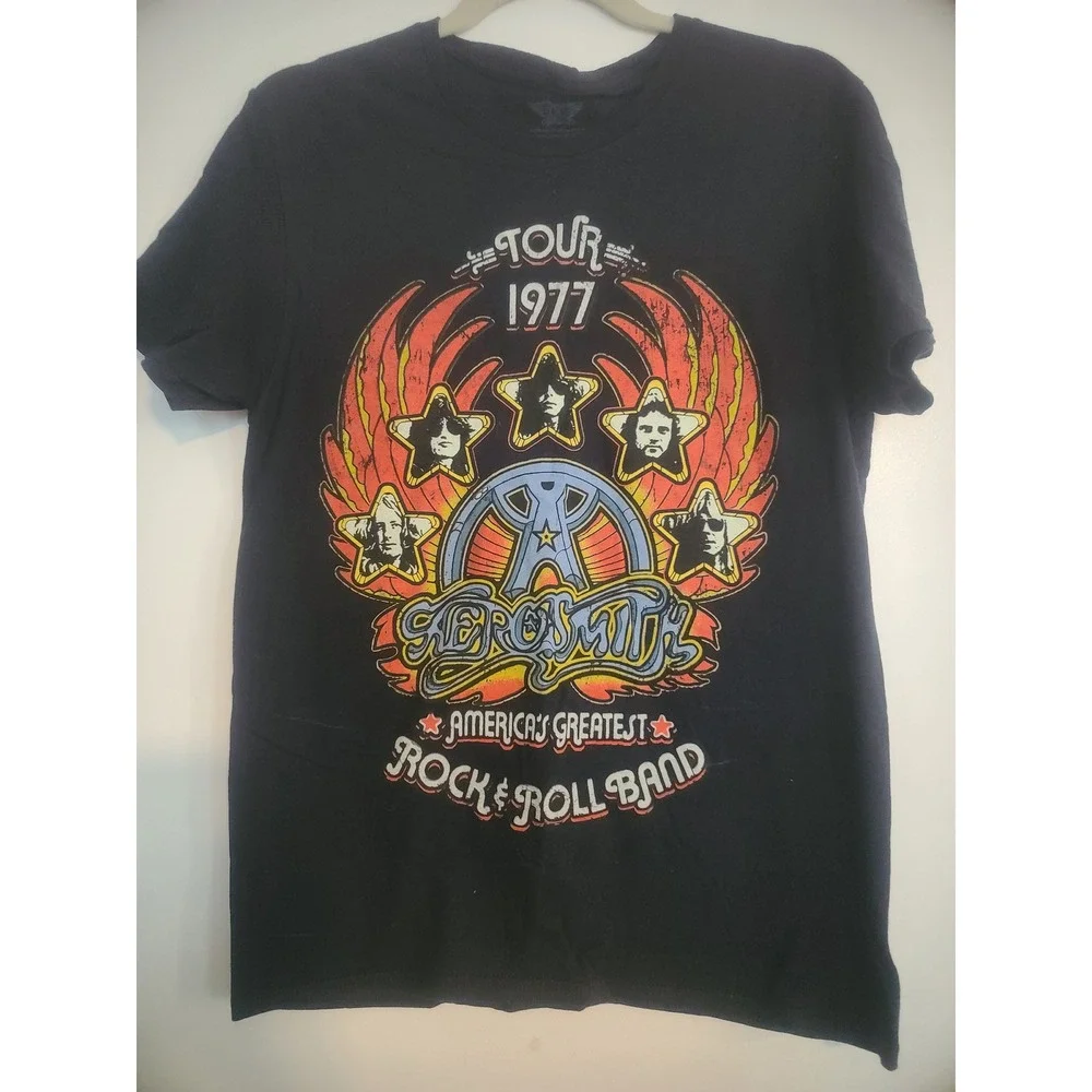 Aerosmith Rag Doll Tour 1977 Graphic T-Shirt Black Roll & Roll Med Cotton 2023